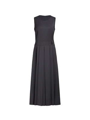 Structured maxi dress with pleats