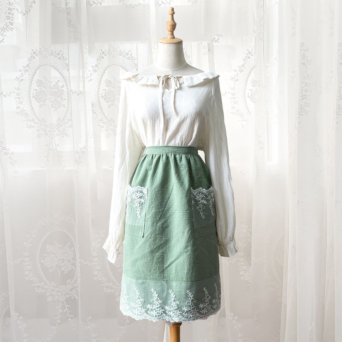 French Princess-Style Cotton Apron, Cute Cottagecore Kitchen Workwear