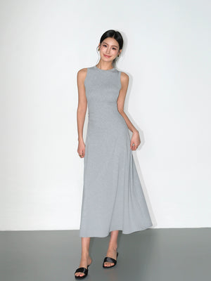 Elegant women's knit dress for night out