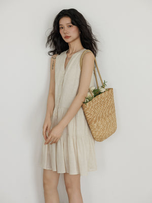 Casual mini dress with V-neck and natural texture