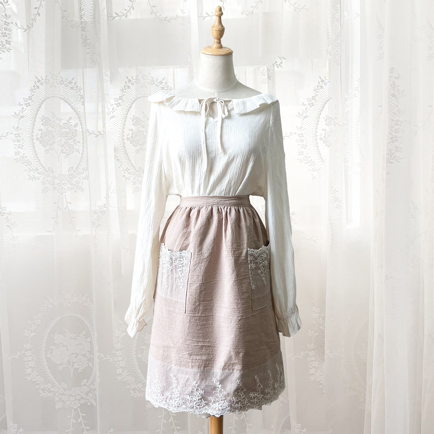 French Princess-Style Cotton Apron, Cute Cottagecore Kitchen Workwear