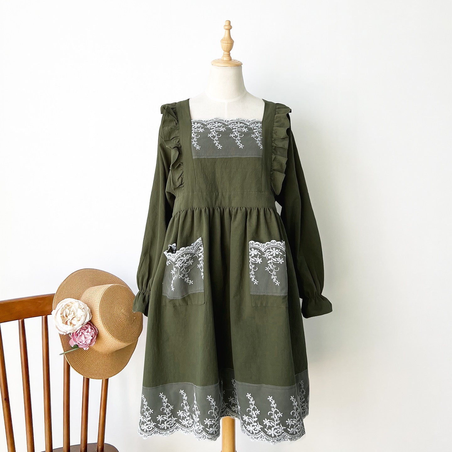 French Princess-Style Cotton Apron, Cute Cottagecore Kitchen Workwear