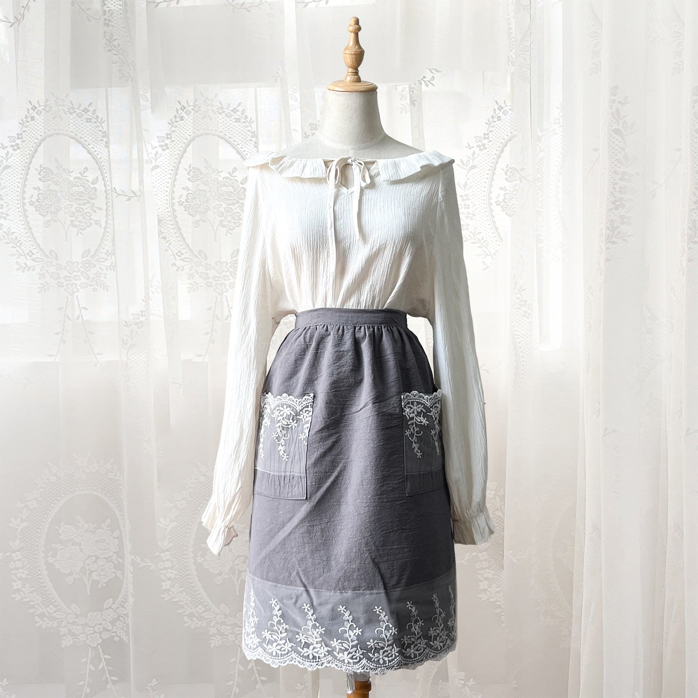 French Princess-Style Cotton Apron, Cute Cottagecore Kitchen Workwear
