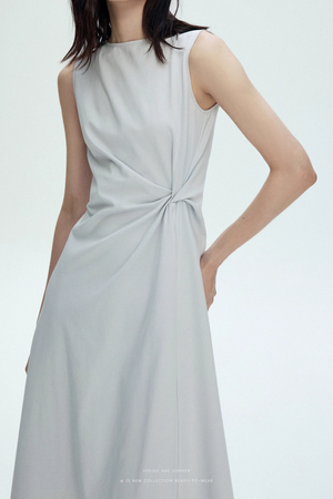 Elegant twist-knot A-line dress in light grey