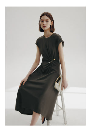 Full-length look with cap sleeves and sculpted fit
