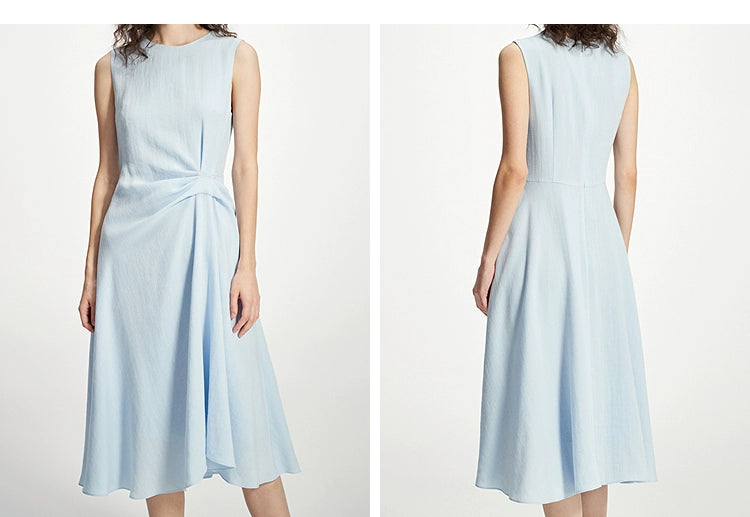  Slim-fit nautical-inspired summer dress