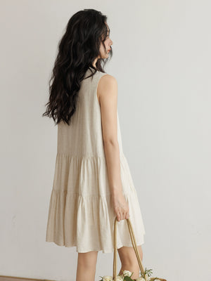 Breathable commuter-friendly linen dress
