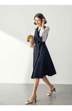 Workwear-ready blazer dress in chic two-tone style