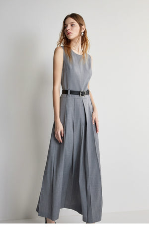 Structured maxi dress with pleats