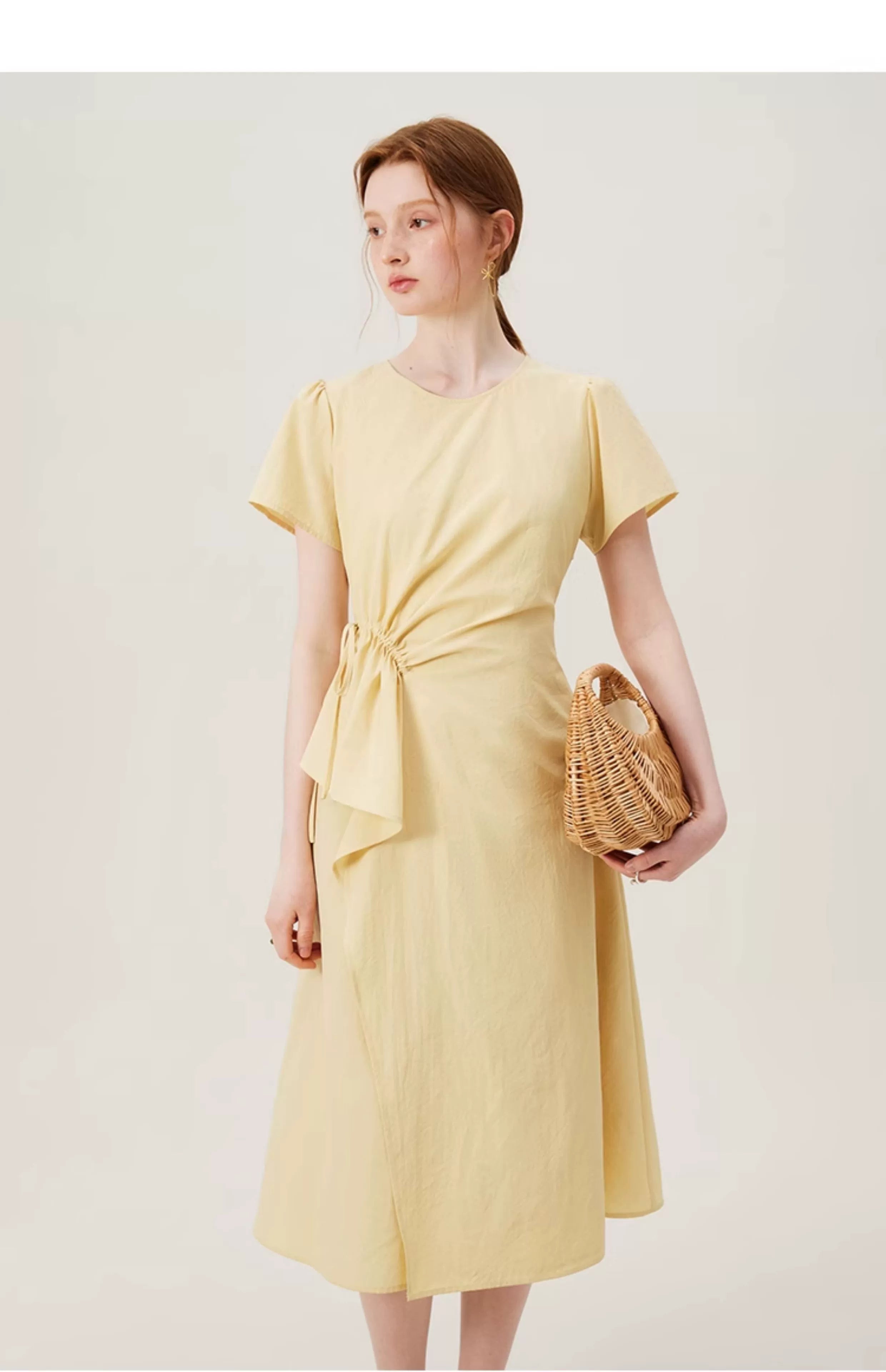 Flutter sleeve detail in soft cotton fabric