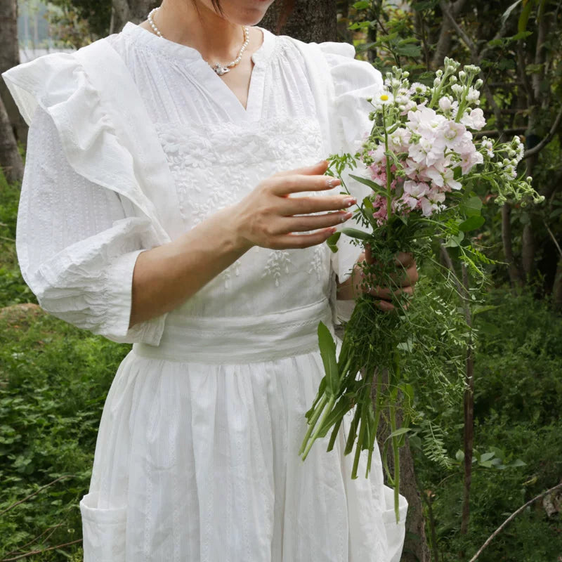 French Vintage Ruffled White Apron, Lolita-Style Florist Cafe Workwear