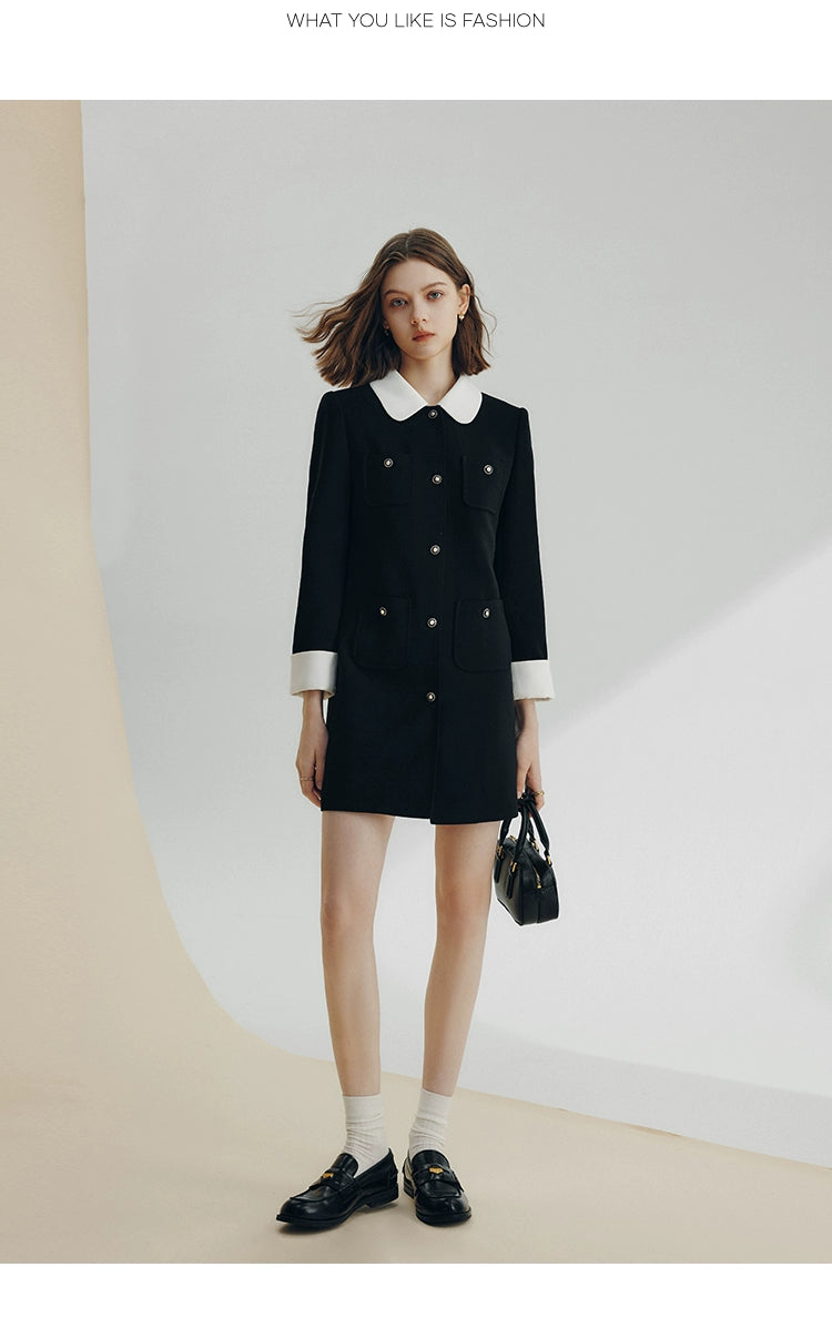 Elegant black coat with four pockets and pearl buttons by taileroom