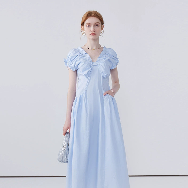 Romantic La Chapelle-style dress with cinched waist